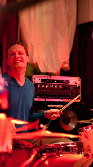 Jan Hees - Schlagzeug/ Percussions Stefan Zirkel & SO! - Jan Hees